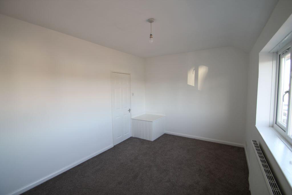 Rowdowns Road, Dagenham